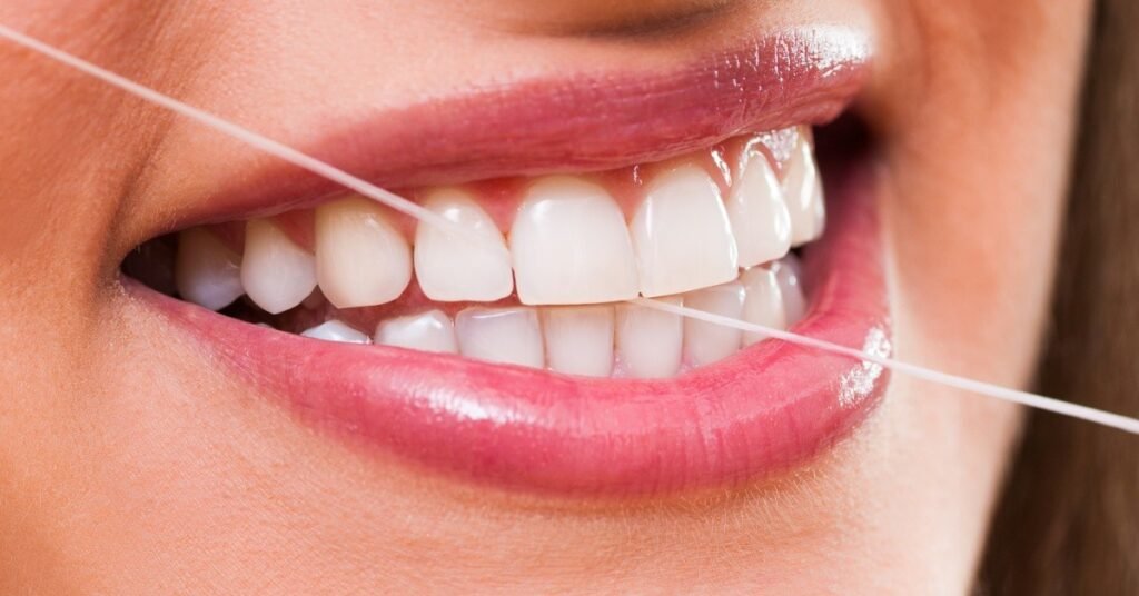 Thói Quen Nhai Một Bên tại Nha Khoa Dr. Tường Smile